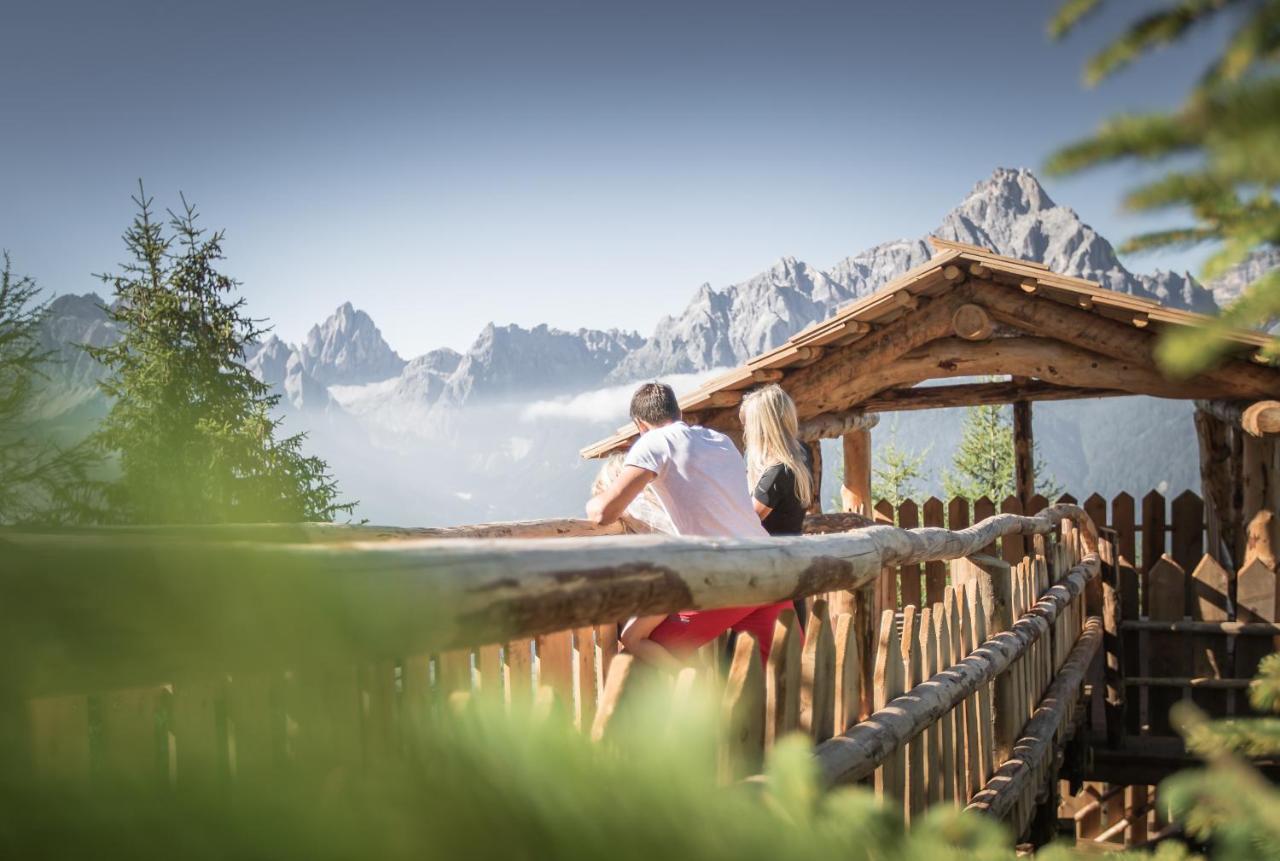 Hotel Loewe Dolomites San Candido Esterno foto
